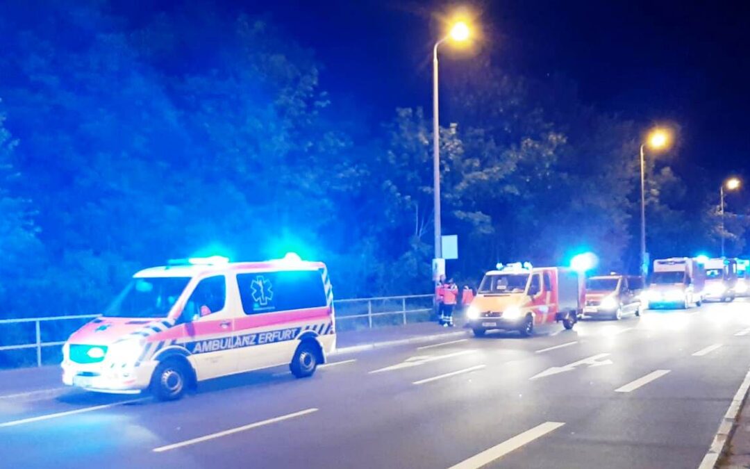 Brände und Bombendrohung: Erfurter Katastrophenschutz rückt häufig aus